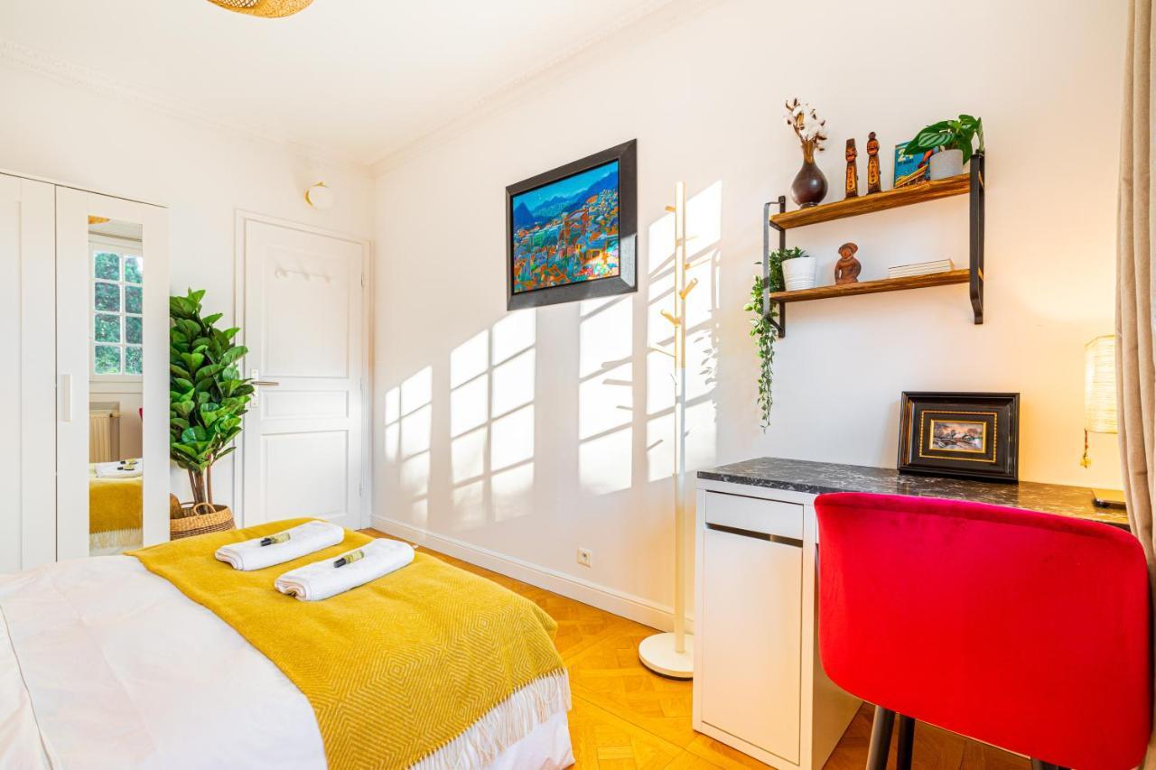 Stylish Modern Apartement - Art, Design, Garden, Villa Des Ammonites Мьодон Екстериор снимка